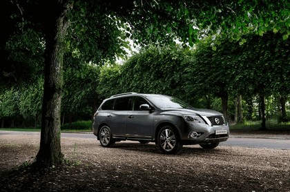 2015 Nissan Pathfinder - Russian version 19