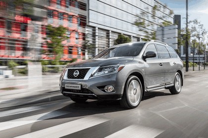 2015 Nissan Pathfinder - Russian version 36