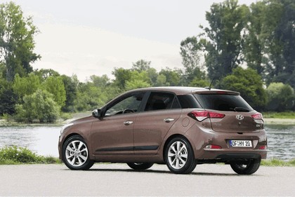 2014 Hyundai i20 6