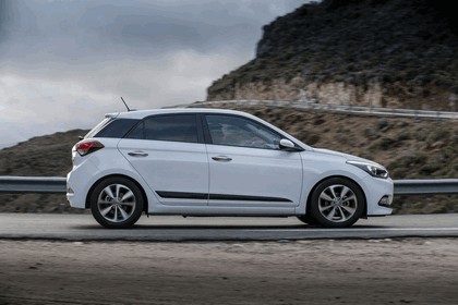 2014 Hyundai i20 67