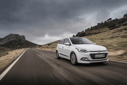 2014 Hyundai i20 68