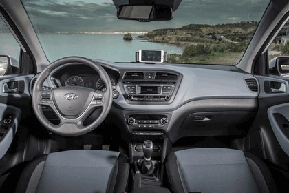 2014 Hyundai i20 93