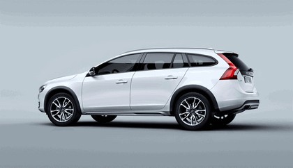 2015 Volvo V60 Cross Country 3