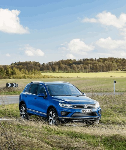 2014 Volkswagen Touareg R-Line - UK version 4