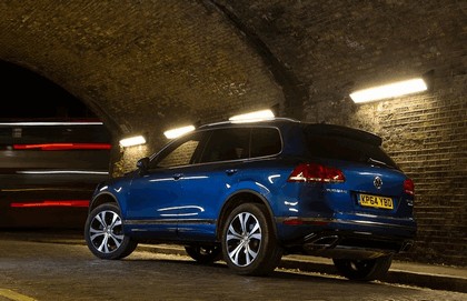 2014 Volkswagen Touareg R-Line - UK version 15