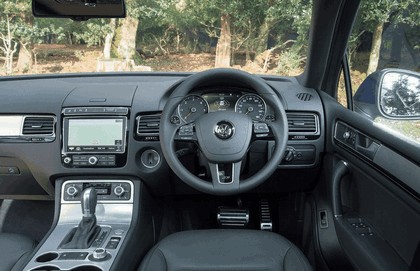 2014 Volkswagen Touareg R-Line - UK version 42