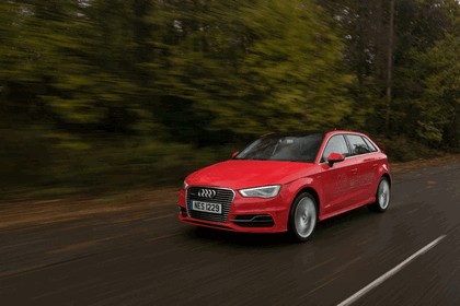 2015 Audi A3 Sportback e-tron - UK version 36