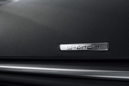 2015 Audi A3 Sportback e-tron - UK version 79