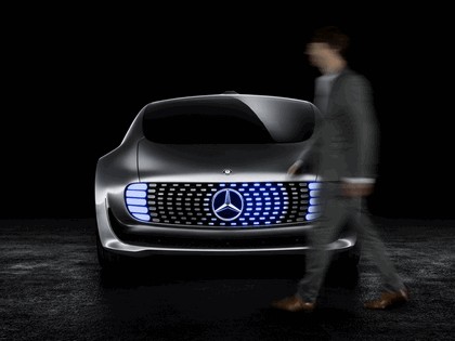 2015 Mercedes-Benz F 015 concept 7