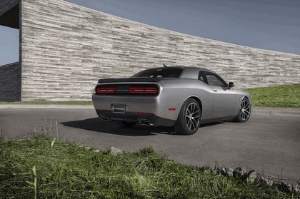 2015 Dodge Challenger Shaker 12