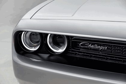 2015 Dodge Challenger Shaker 18