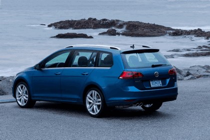 2015 Volkswagen Golf SportWagen - USA version 3