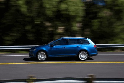 2015 Volkswagen Golf SportWagen - USA version 17