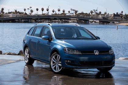 2015 Volkswagen Golf SportWagen - USA version 23