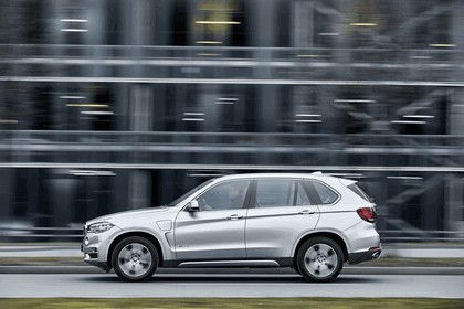 2015 BMW X5 xDrive40e 2