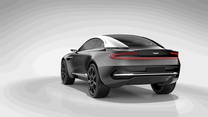 2015 Aston Martin DBX concept 4