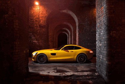 2015 Mercedes-Benz AMG GT S - UK version 33