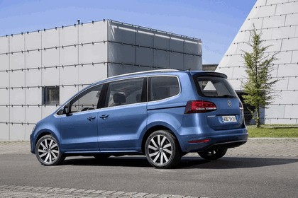 2015 Volkswagen Sharan 9