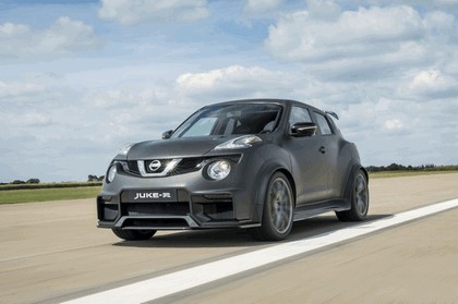 2015 Nissan Juke-R 2.0 concept 12