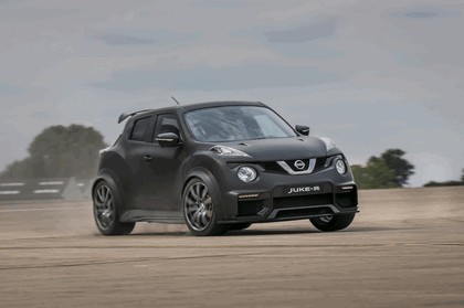 2015 Nissan Juke-R 2.0 concept 17