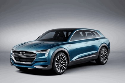 2015 Audi e-tron quattro concept 1