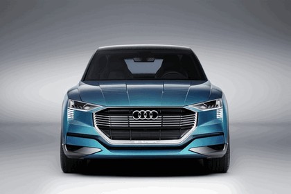 2015 Audi e-tron quattro concept 4