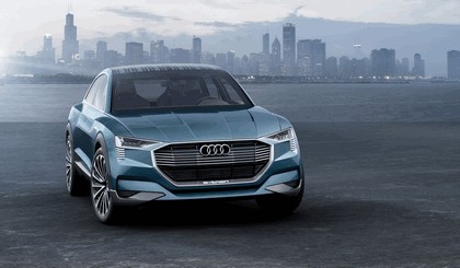 2015 Audi e-tron quattro concept 10