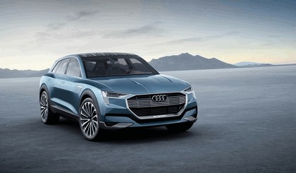 2015 Audi e-tron quattro concept 13