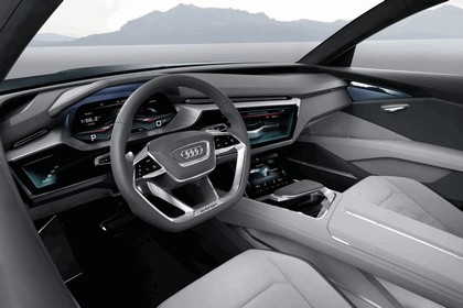 2015 Audi e-tron quattro concept 36