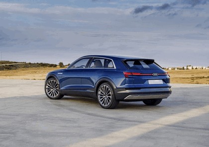 2015 Audi e-tron quattro concept 45