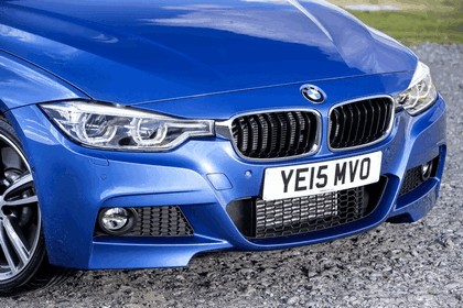 2015 BMW 330d xDrive M Sport Touring - UK version 32