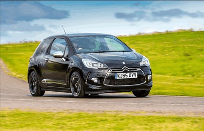 2015 Citroën DS3 Dark Light Limited Edition - UK version 11