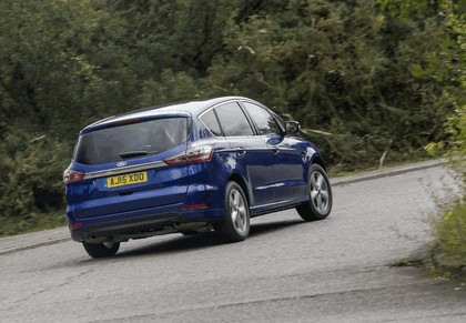 2015 Ford S-Max - UK version 15