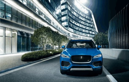 2015 Jaguar F-Pace LE S 18