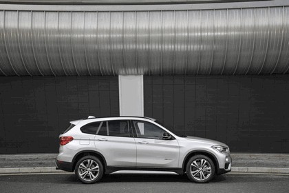 2015 BMW X1 20d Sport - UK version 4