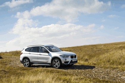 2015 BMW X1 20d Sport - UK version 6