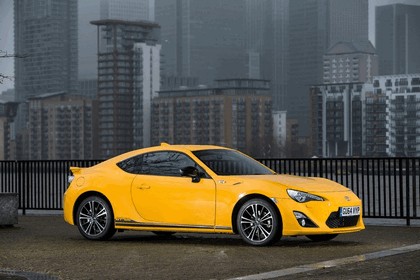 2015 Toyota GT86 Limited Edition Giallo 4