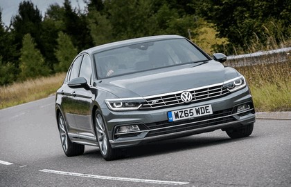 2015 Volkswagen Passat R-Line - UK version 5