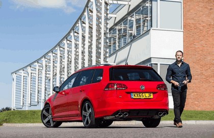 2015 Volkswagen Golf ( VII ) R Estate - UK version 9