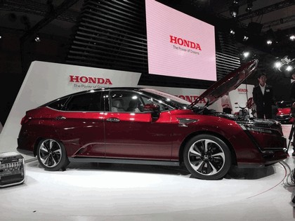 2015 Honda Clarity FCV 8