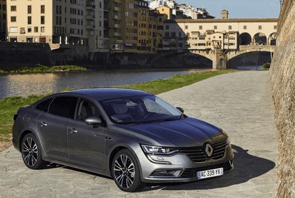 2015 Renault Talisman - test drive in Tuscany 6