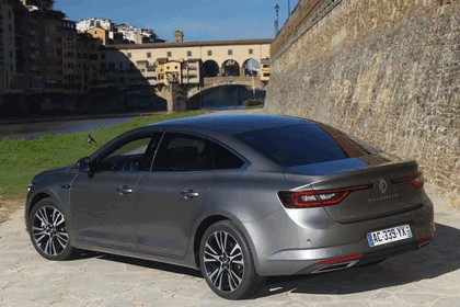 2015 Renault Talisman - test drive in Tuscany 10