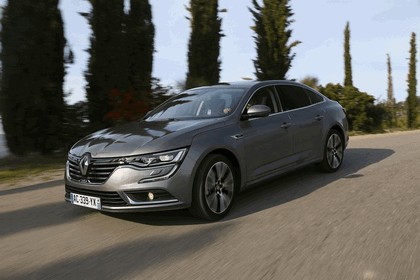 2015 Renault Talisman - test drive in Tuscany 24