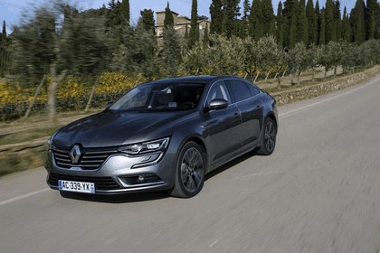 2015 Renault Talisman - test drive in Tuscany 26