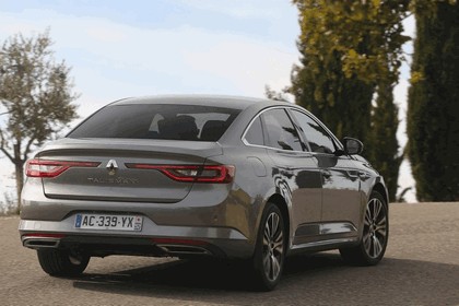 2015 Renault Talisman - test drive in Tuscany 52