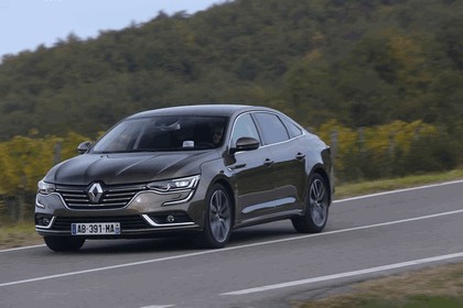 2015 Renault Talisman - test drive in Tuscany 61