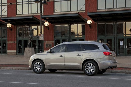 2016 Buick Enclave 3