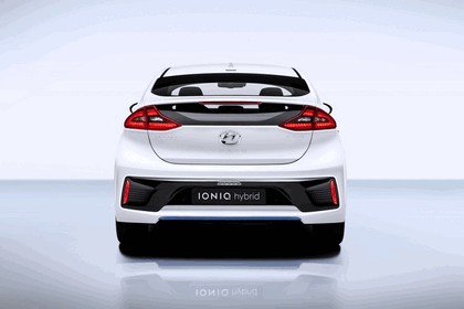 2016 Hyundai Ionic Hybrid concept 6