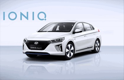 2016 Hyundai Ionic Plug-in concept 10