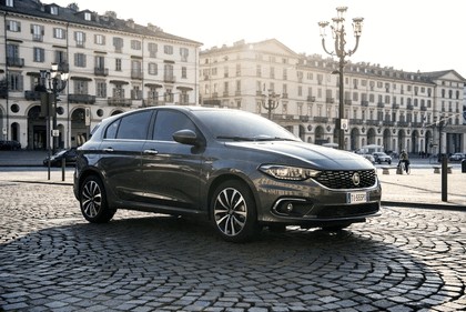 2016 Fiat Tipo Hatchback 9